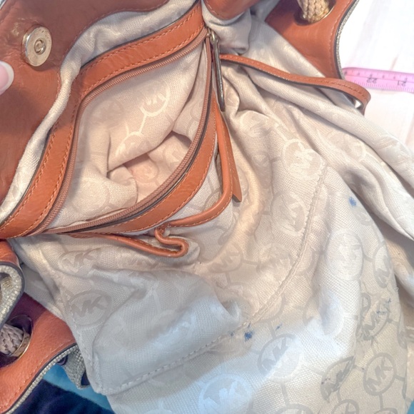 MICHAEL Michael Kors Metallic Gold Rope Tassel Shoulder Bag - Picture 9 of 16